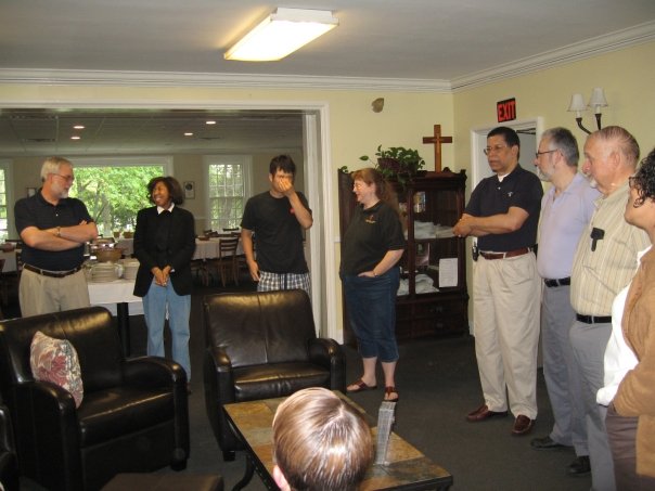 1923838_602358127330_9567_n